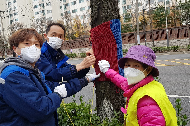 가로수 뜨개옷 입히기 프로그램